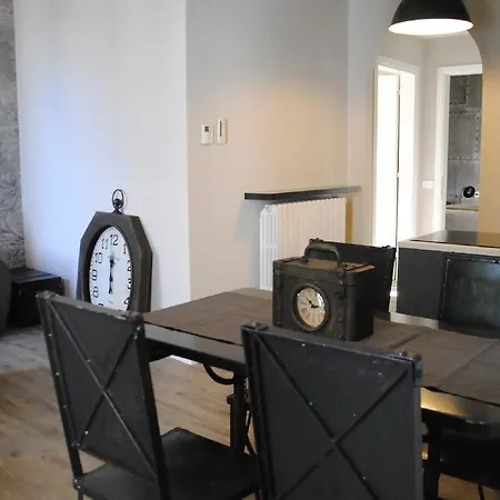 Washington Apartments Al Vittoriale Gardone Riviera Room photo